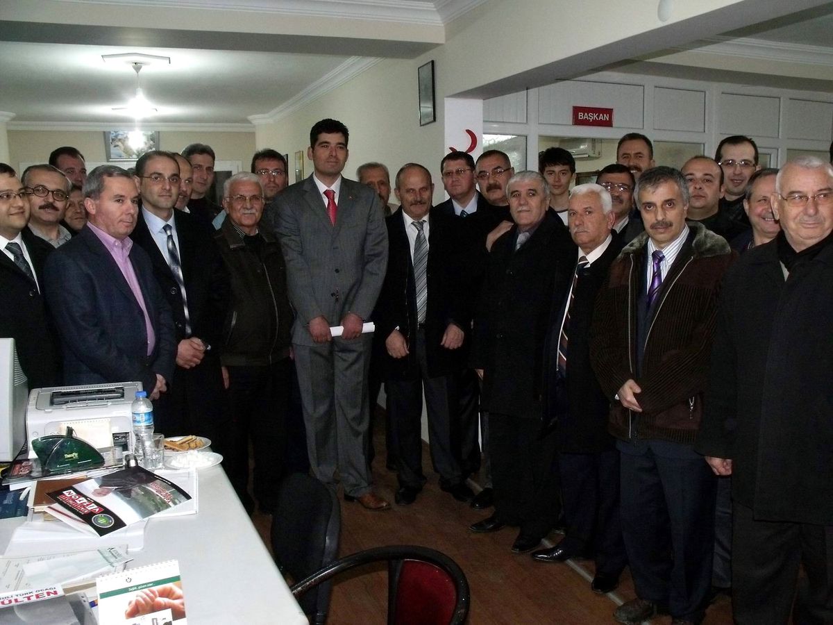 Salihli MHP'de Şahin Adaylığını Açıkladı