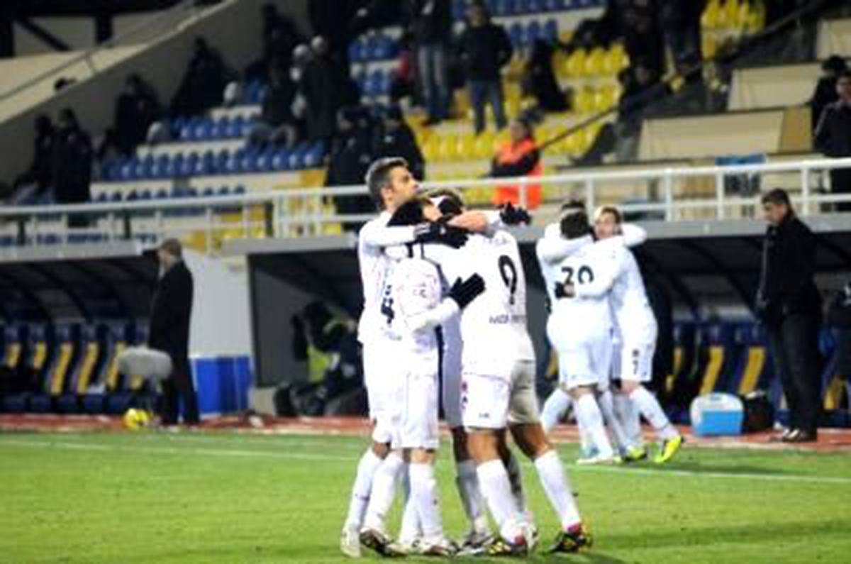 Tki Tavşanlı Linyitspor, Bucaspor'u Bozguna Uğrattı
