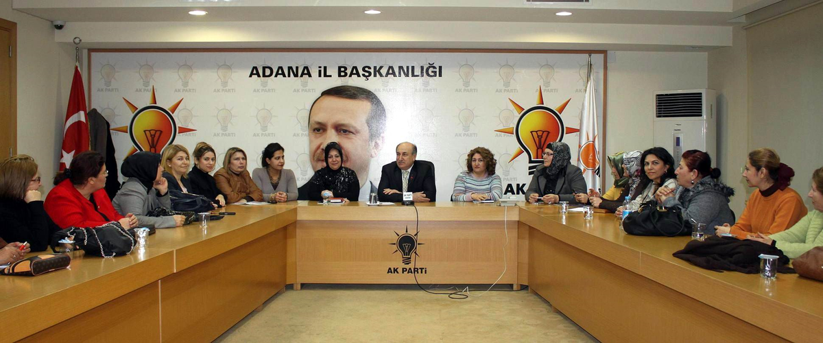 Yağcı, AK Parti Kadın Kolları Toplantısına Katıldı