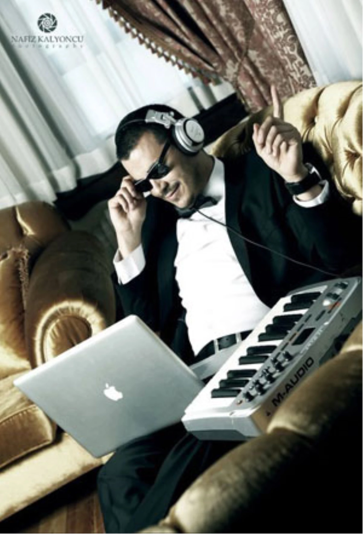 2012\'de DJ. Volkan Uça ile Eğlenmek