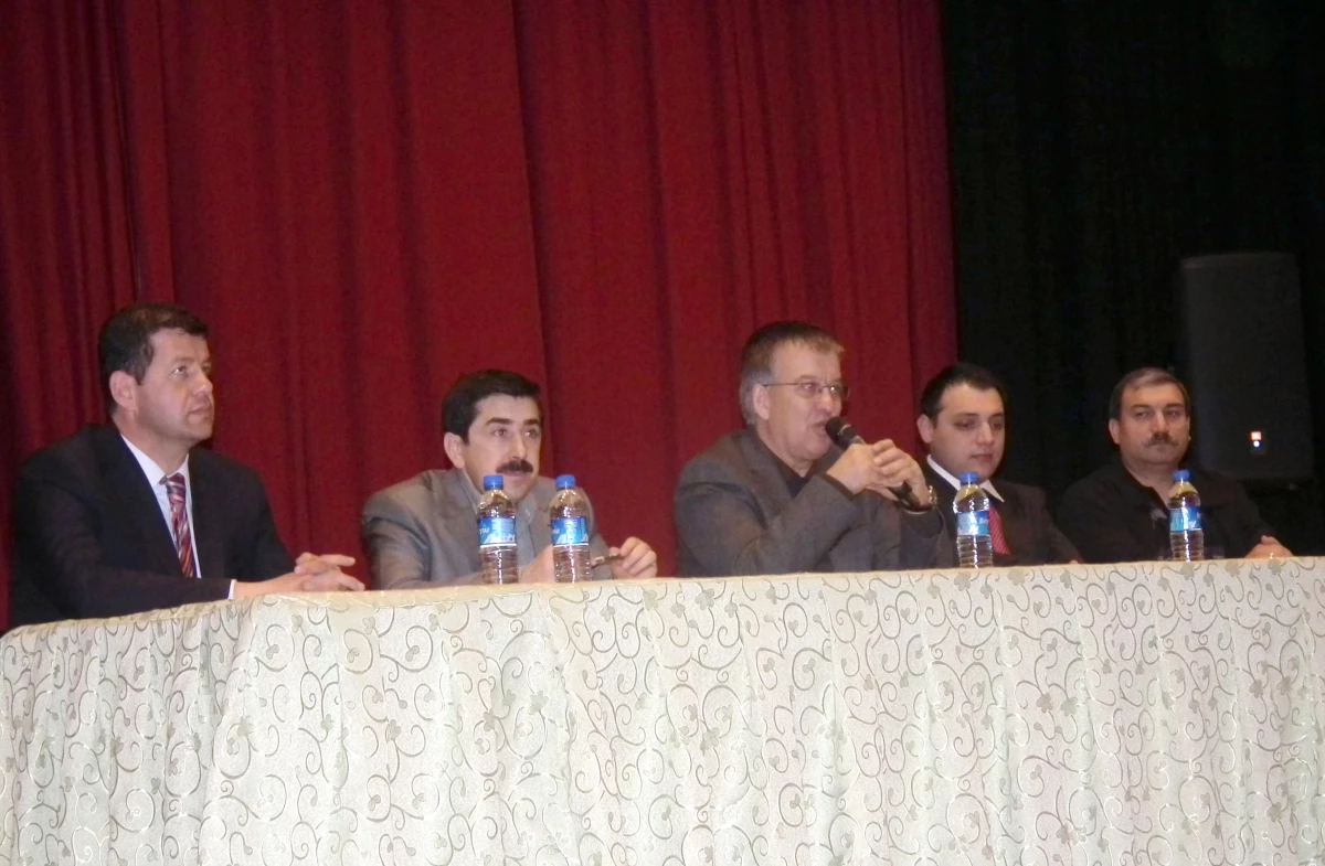 Akşehir\'de Tarihi Arasta İçin Toplantı