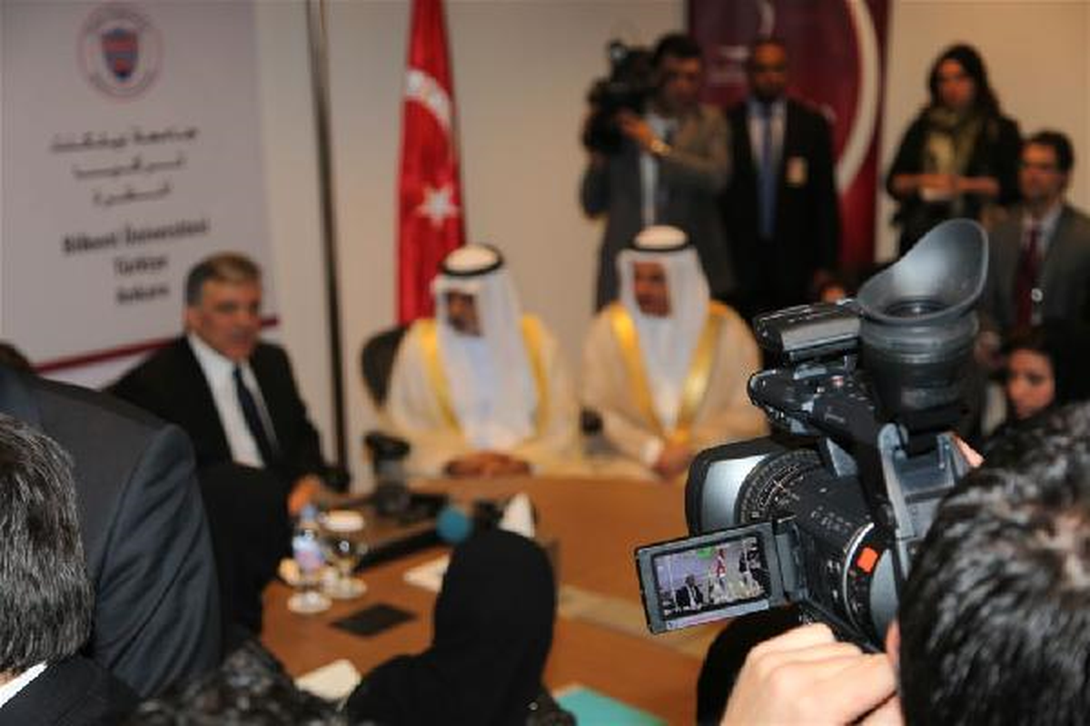 Ccumhurbaşkanı Gül, Şeyh Zayed Camii'ni Ziyaret Etti (4)