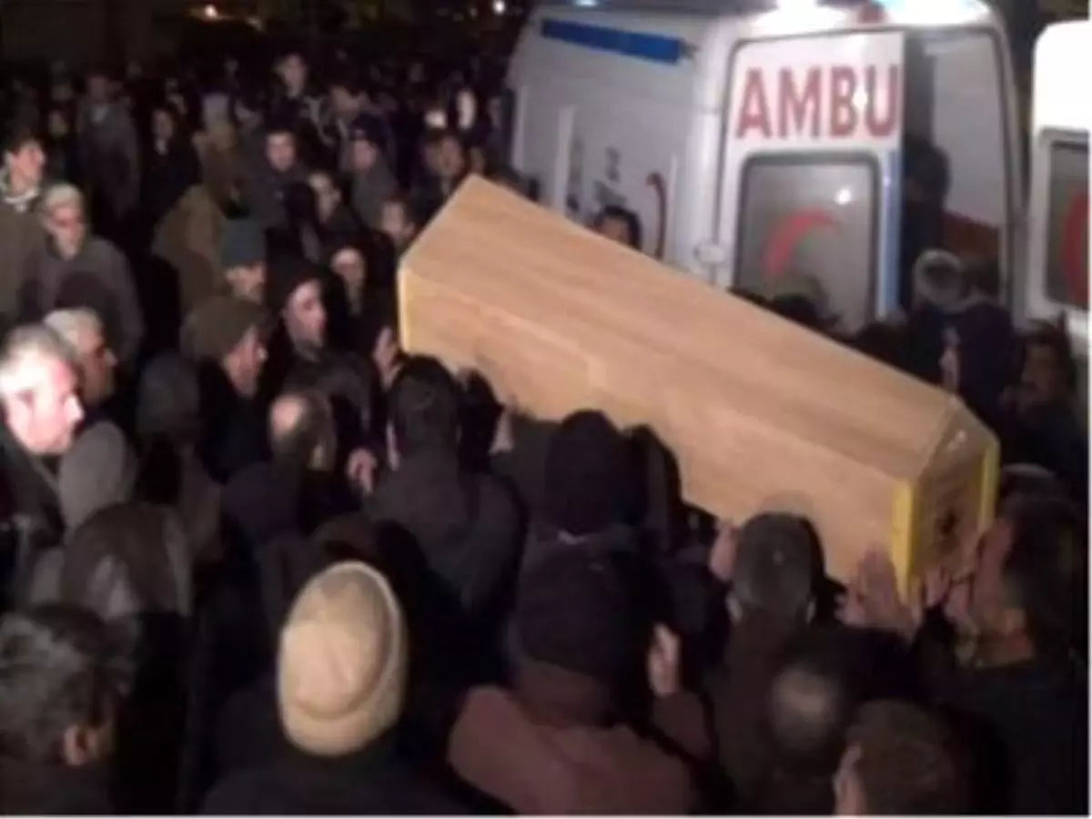 Cenazeler Tatvan Devlet Hastanesi Morguna Kaldırıldı