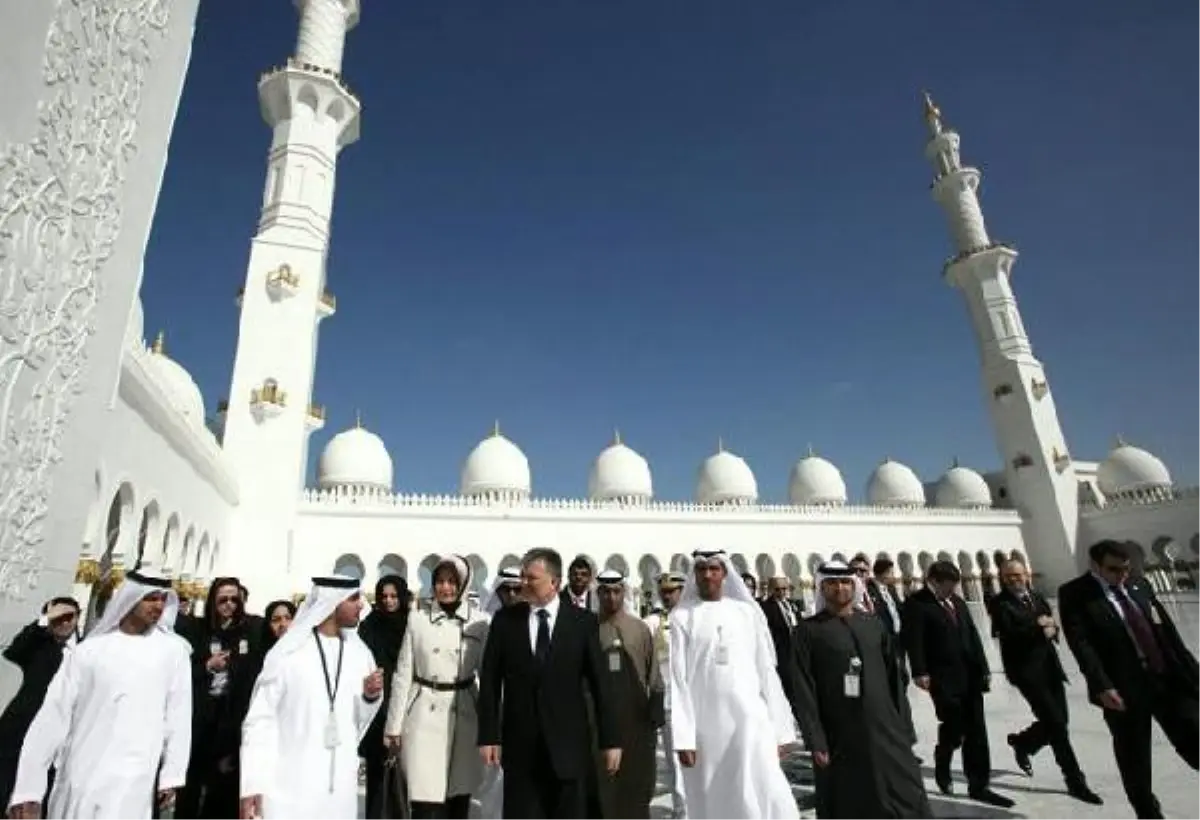 Cumhurbaşkanı Gül, Şeyh Zayed Camii\'ni Ziyaret Etti