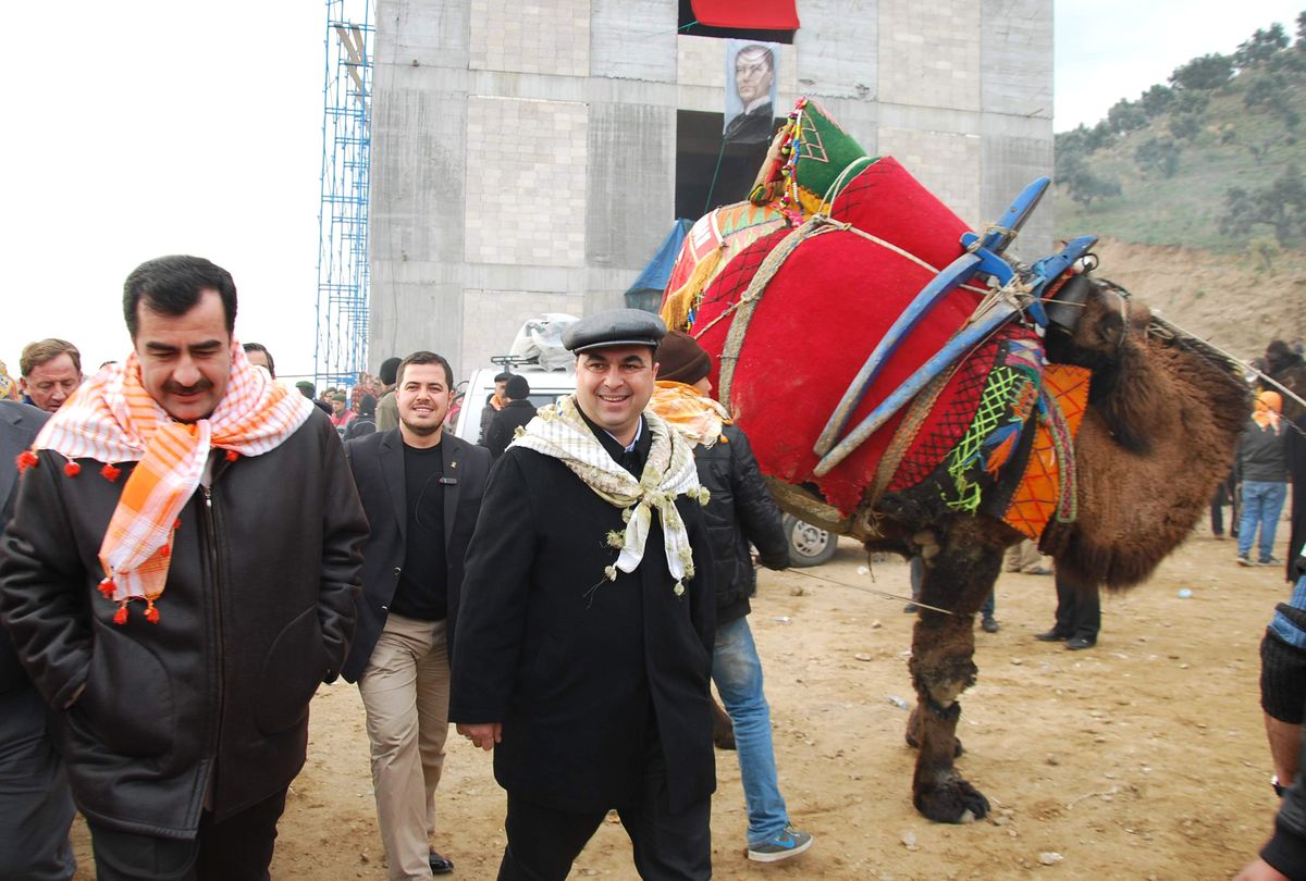 Develer Eğitim İçin Güreşti