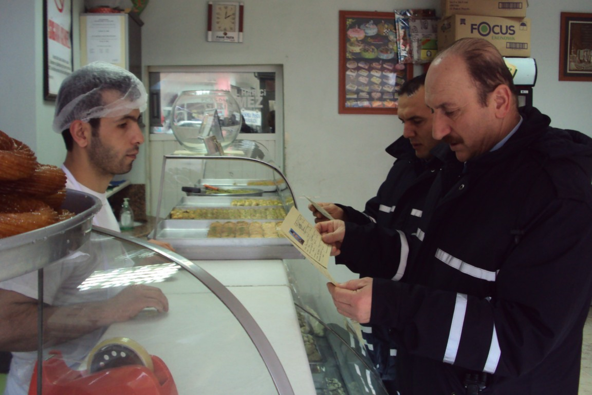 Gıda Üretim ve Satış Yerleri Denetleniyor