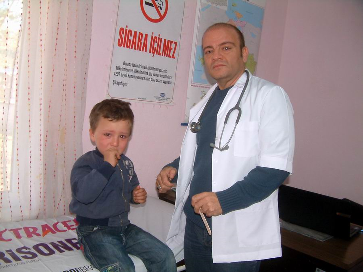 Gömeç\'te Doktor Ayağa Geldi