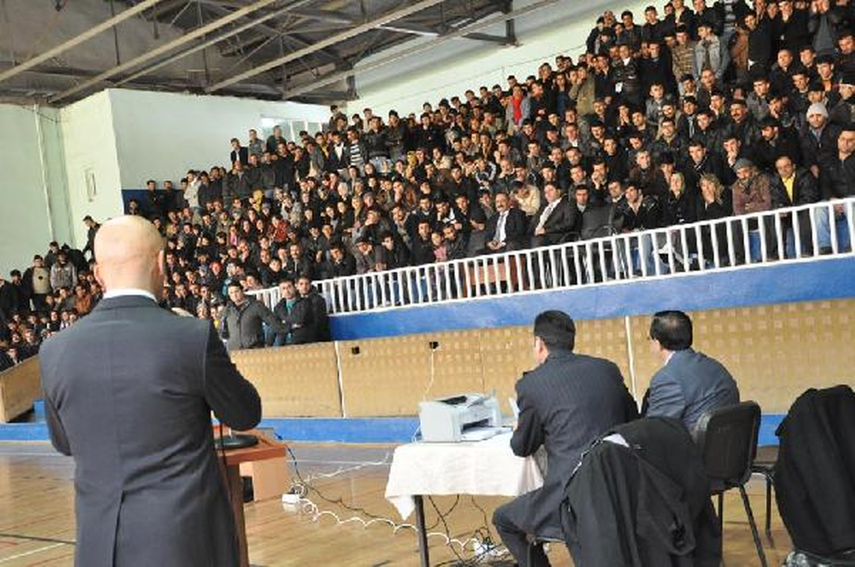 Hakkari\'de 105 Kişilik Geçici İşe Bin 217 Başvuru