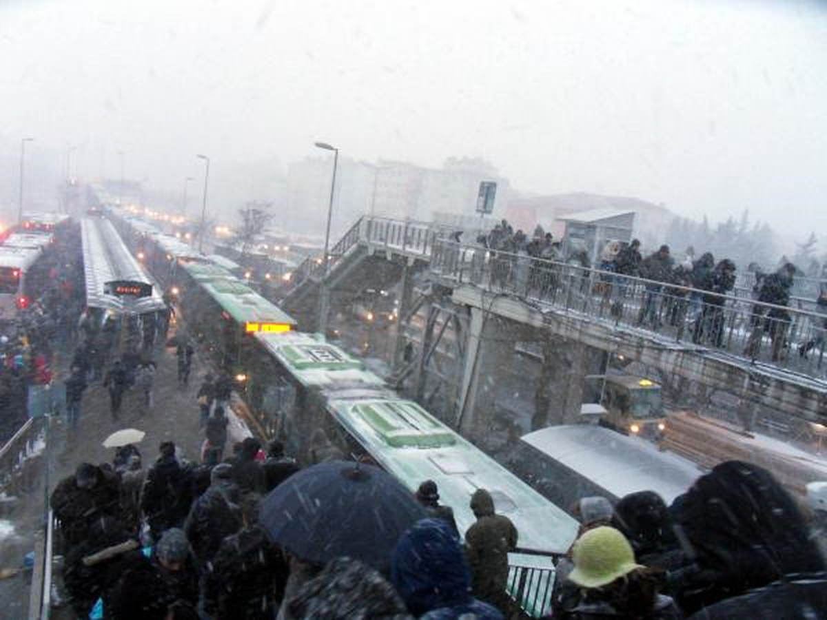 İstanbul\'da Ulaşım Çilesi