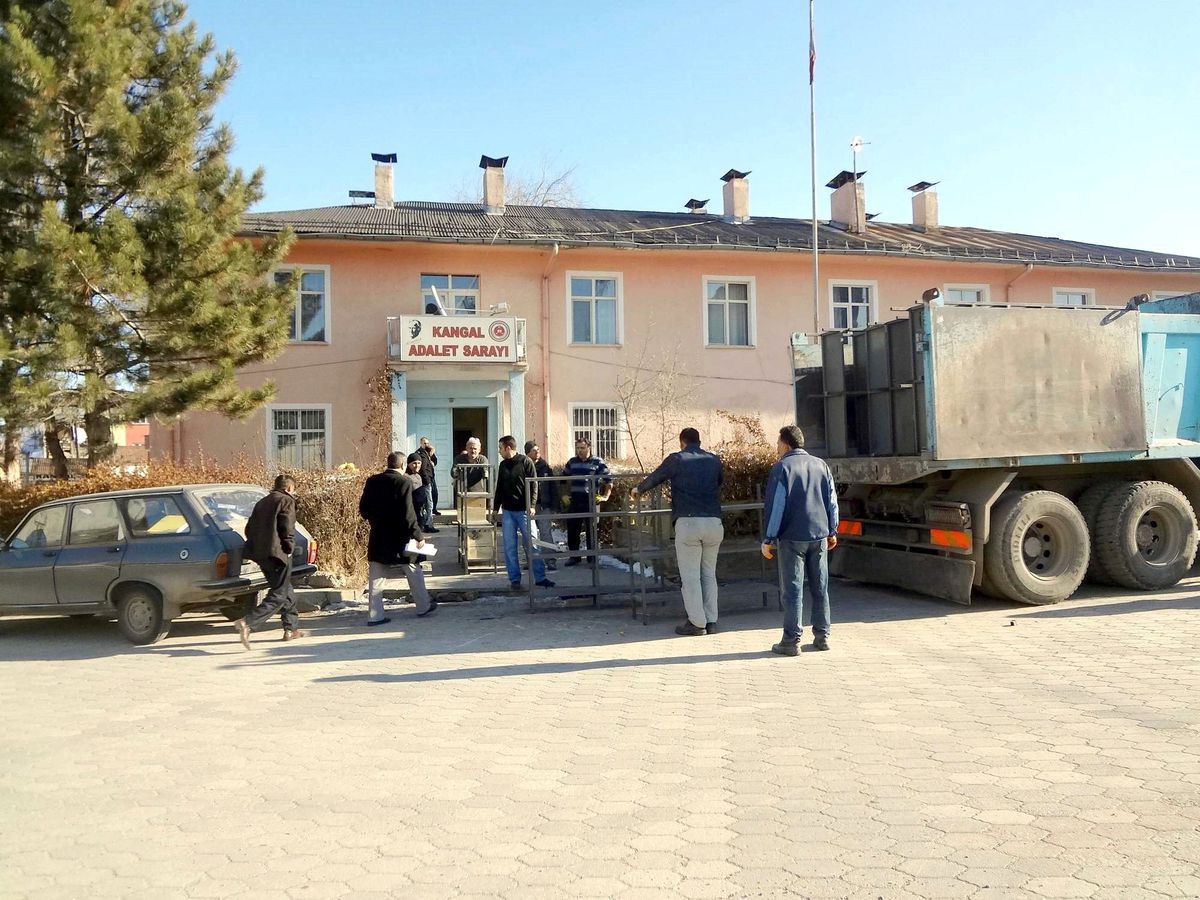 Kangal Adliyesi Taşındı
