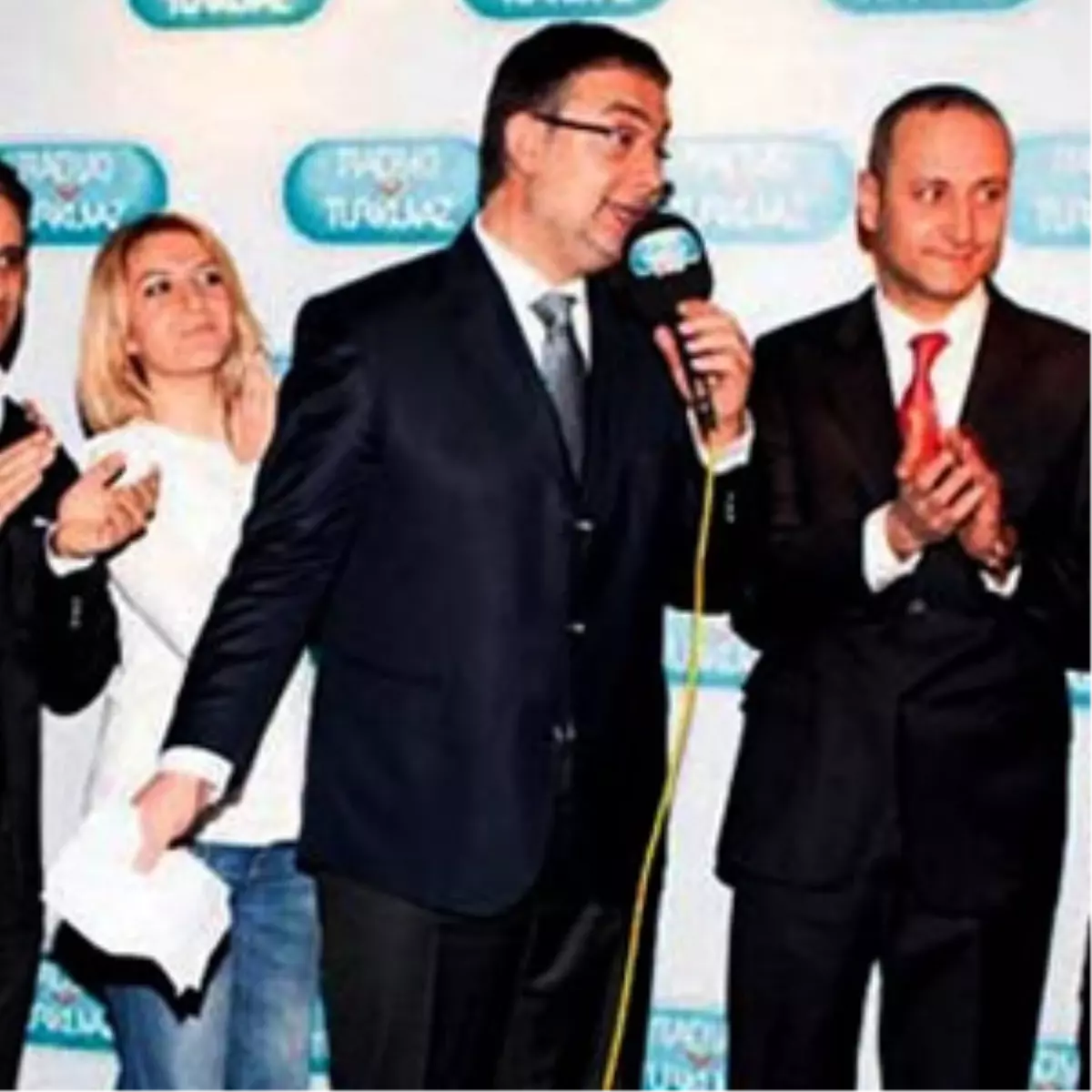 Sanatçılar DJ Kabinine Girdi