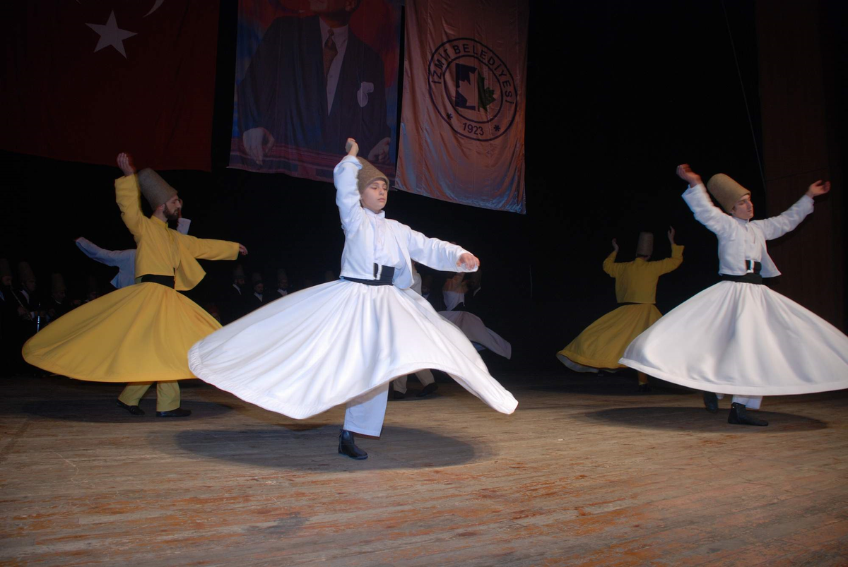 Sema Gösterisi Gönülleri Isıttı