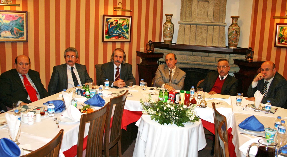 Üniversite-Sanayi İş Birliği İnegöl\'de Masaya Yatırıldı