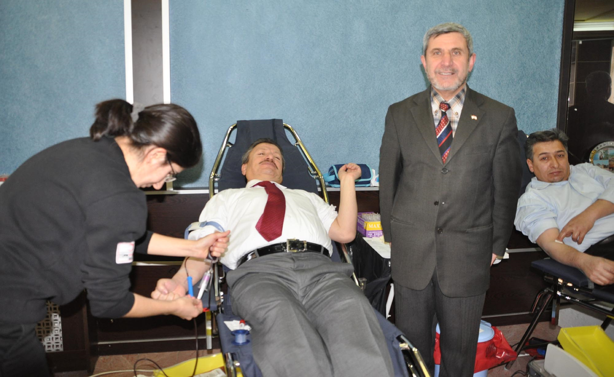Yozgat Belediye Personelinden Kızılay'a Kan Bağışı