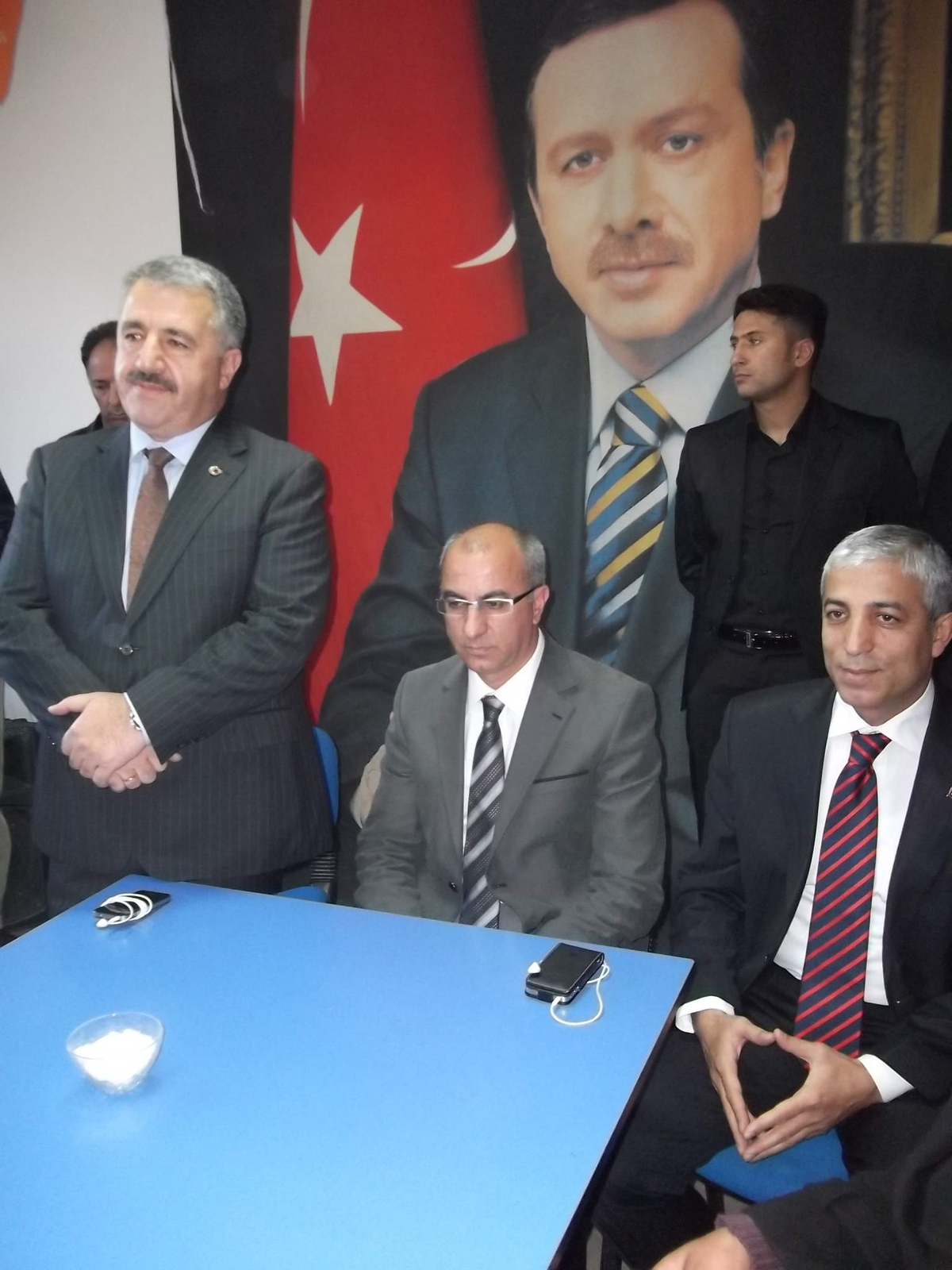 AK Parti'li Kılıç, Depremzedeleri Ziyaret Etti