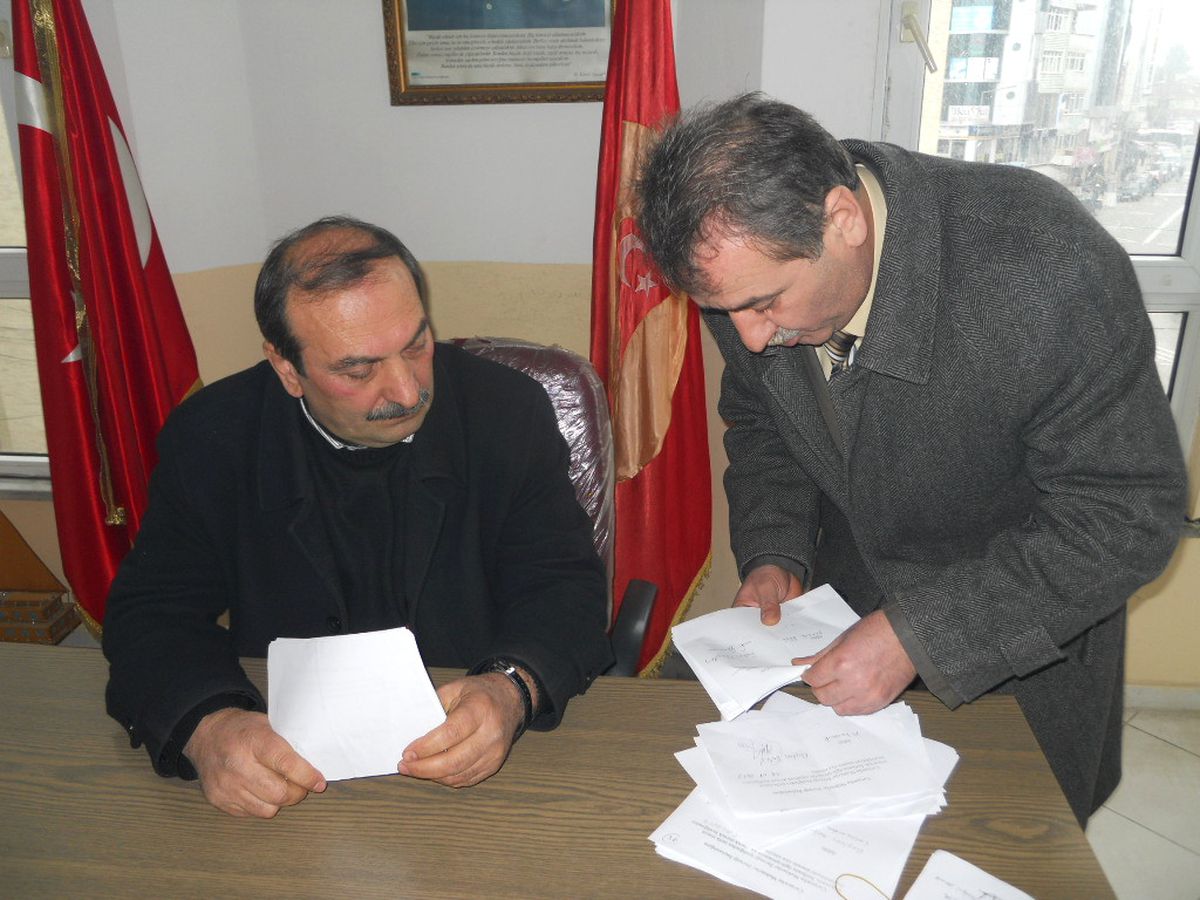 Çarşamba Muhtarlar Derneği\'nde 73 İstifa