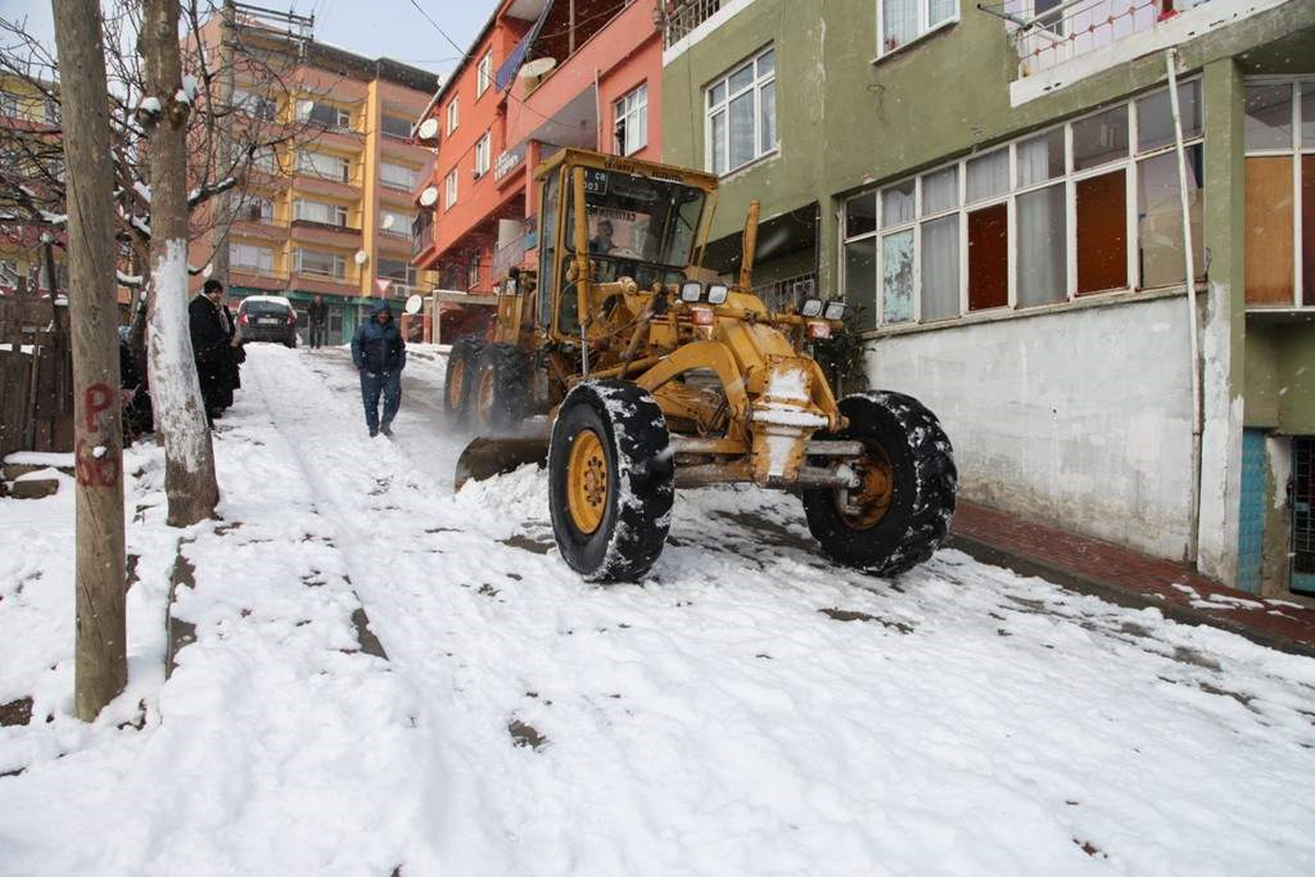 Çayırova Belediyesi Kar Timi Hazır Bekletiliyor