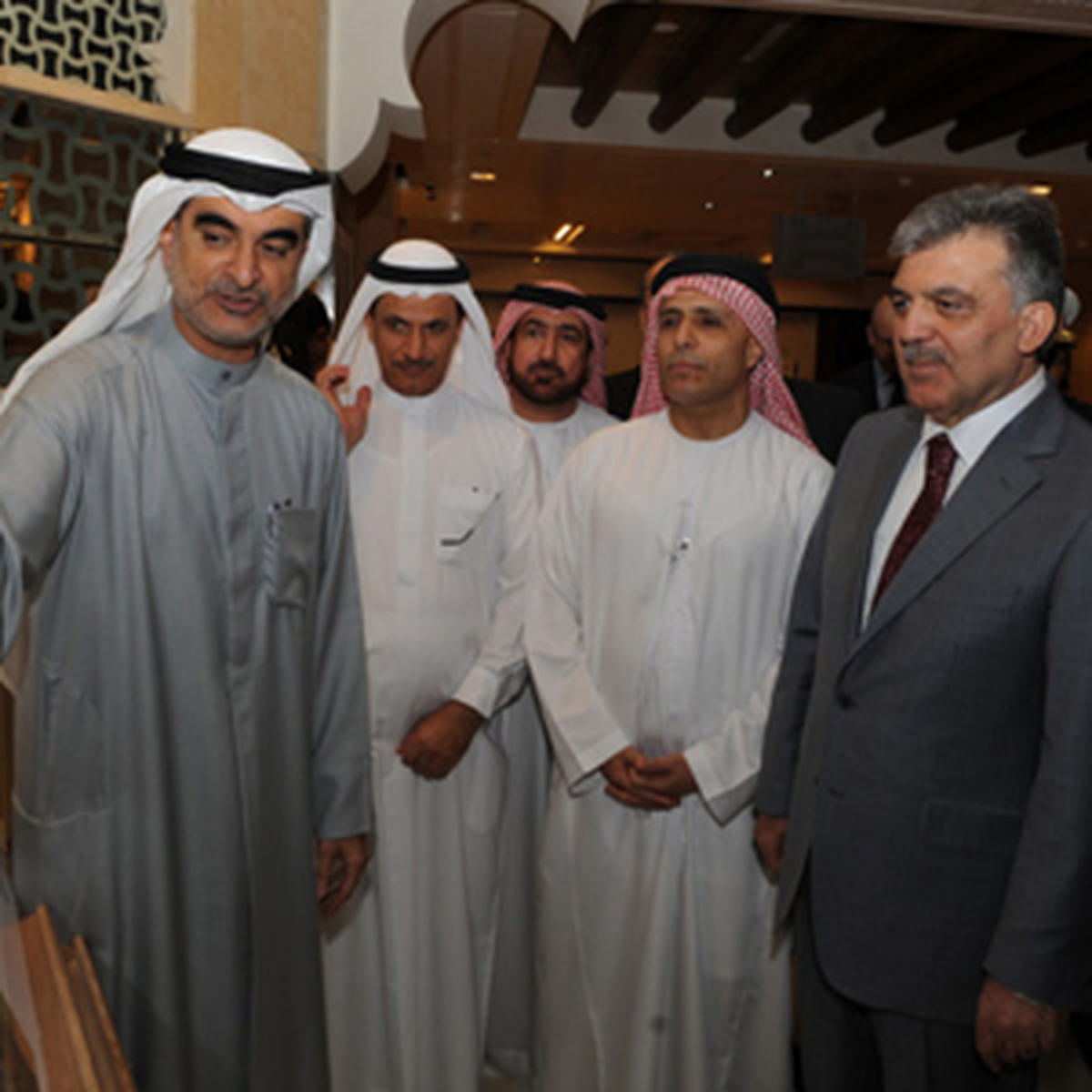 Cumhurbaşkanı Gül Türk-Japon Ortaklığı ile İnşa Edilen Dubai Metrosunu Gezdi