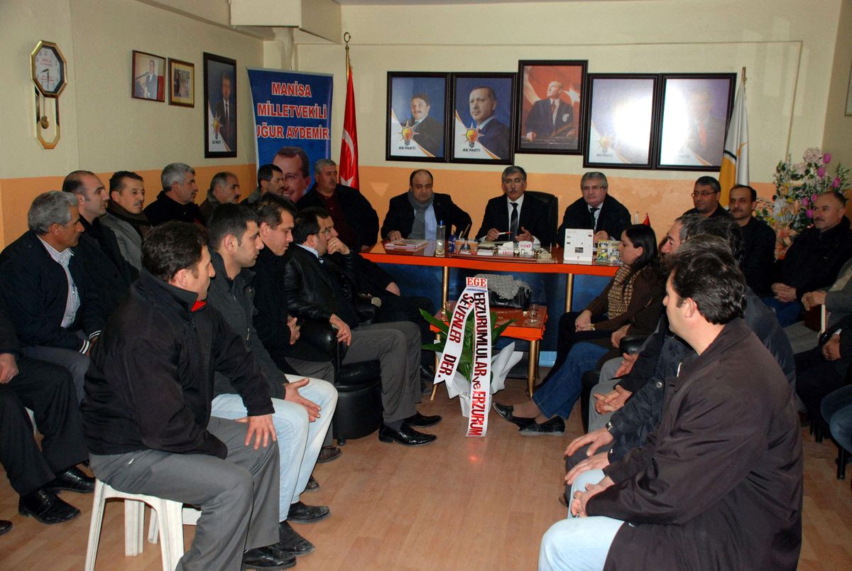 Erzurumlular Derneği ile Atso Yönetimi'den AK Parti'ye Ziyaret