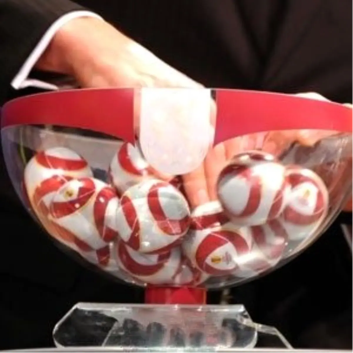 Fenerbahçe Ülker ve Anadolu Efes\'ten Kura Değerlendirmesi