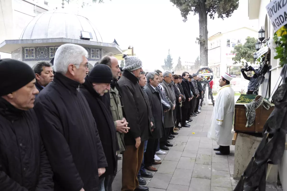 Gazeteci İskender Avcı'nın Annesi Vefat Etti