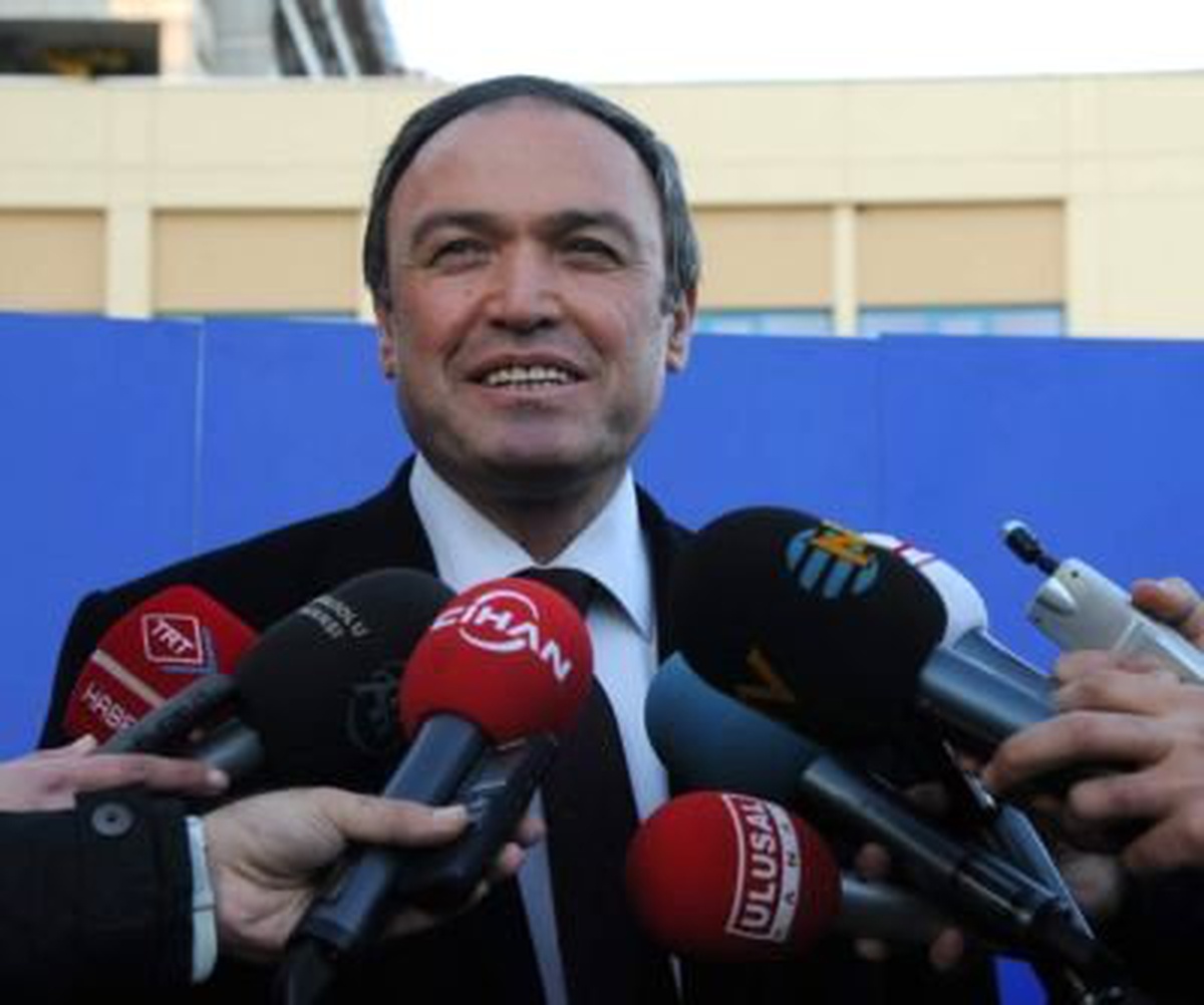 Gazetecilerden Rektöre Kutlama Ziyareti
