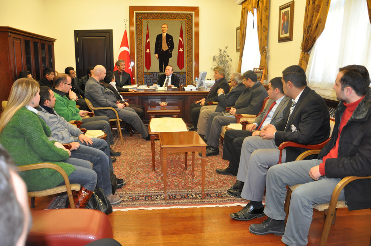 Gazetecilerden Vali Oğuz\'a Ziyaret