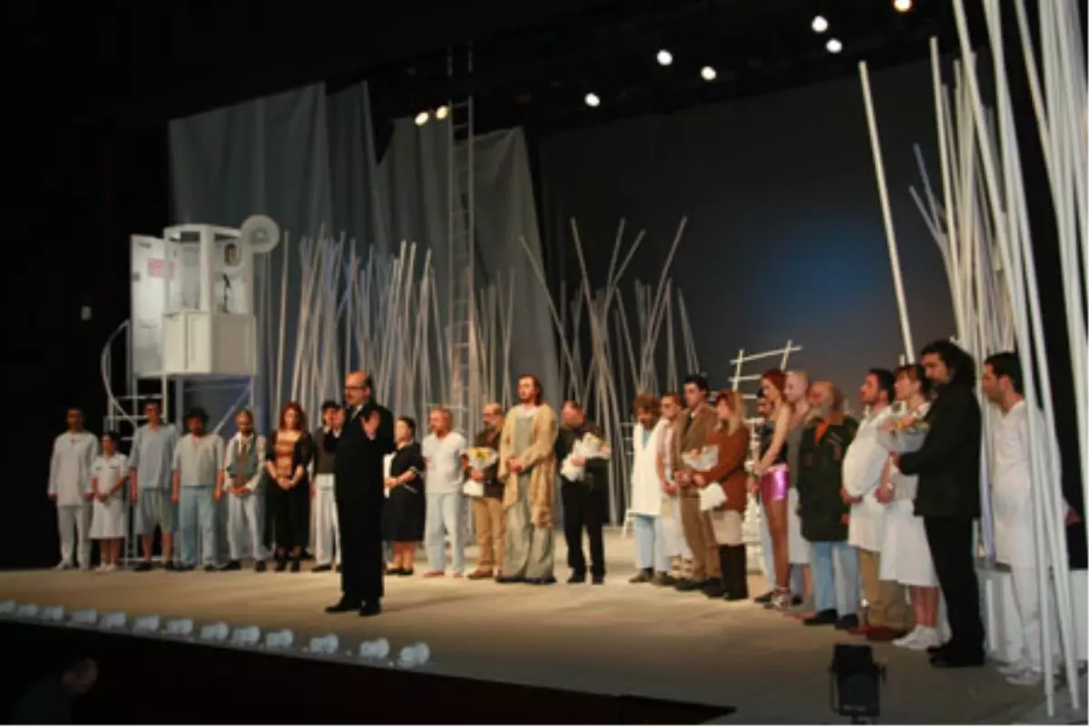 Guguk Kuşu\'na Muhteşem Gala