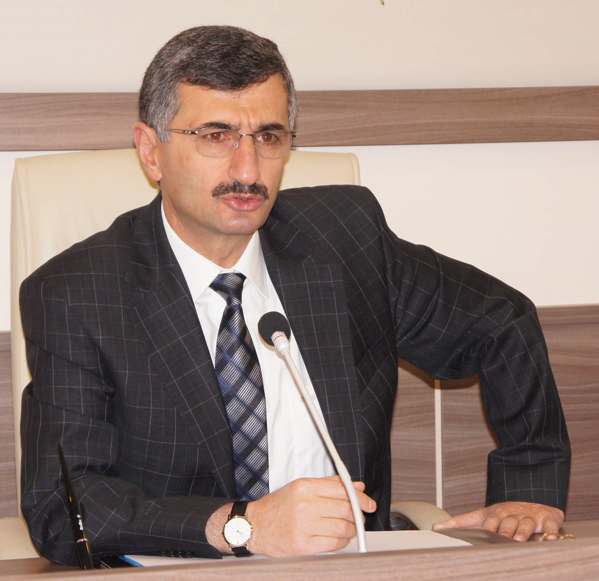 Kastamonu Valisi Bektaş\'tan Hacettepe Üniversitesi\'ne Uyarı