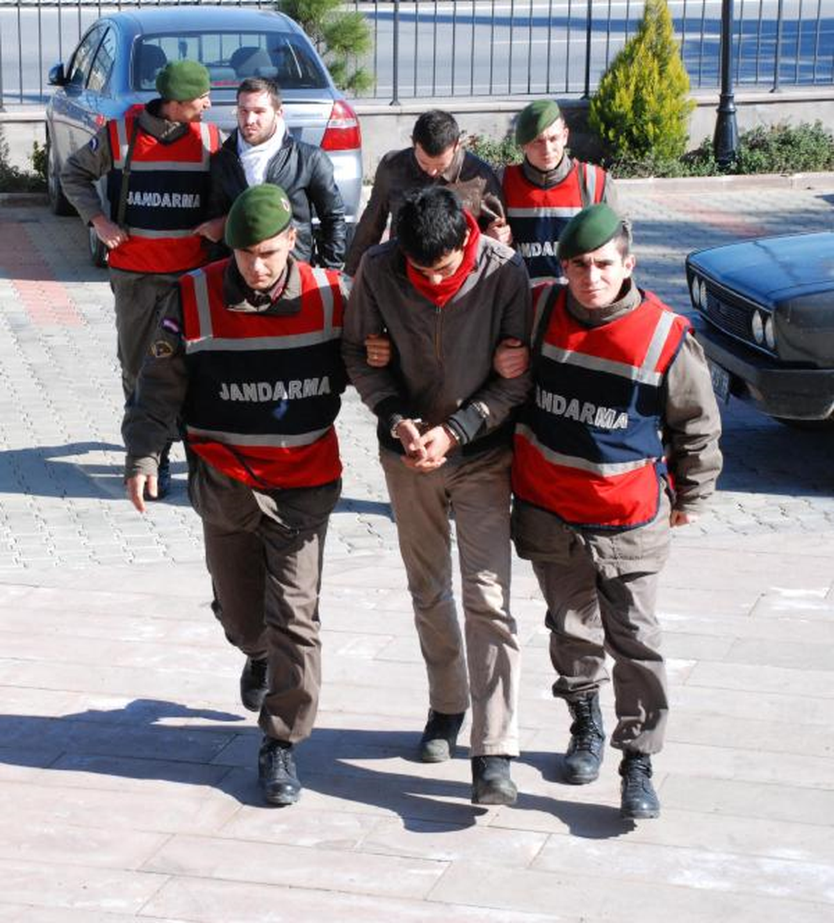 Keçi Çalmak İsterken Yakalandılar
