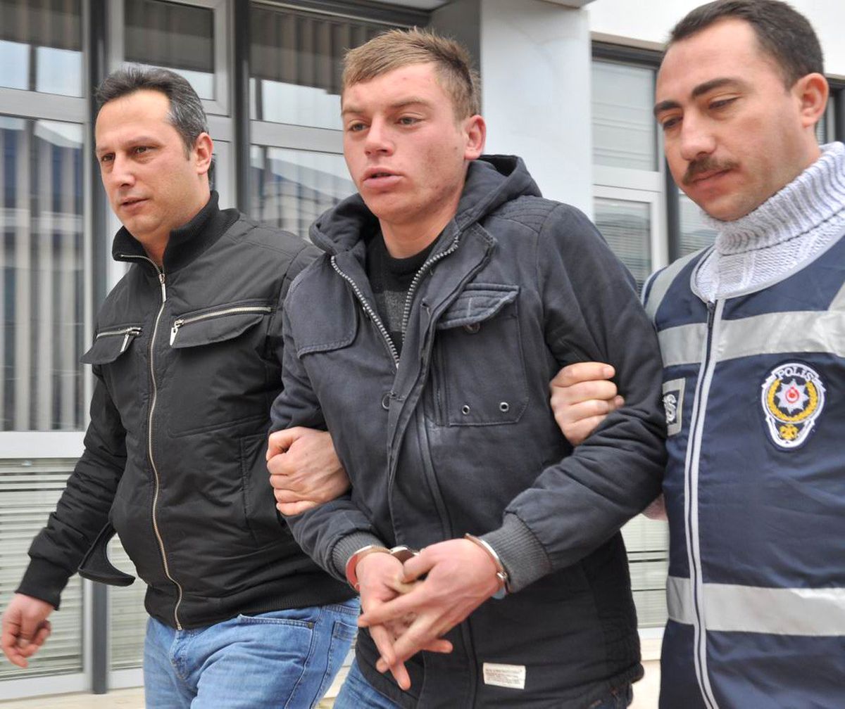 Polisi Görünce Kaçmaya Çalışan Kapkaççı Tutuklandı