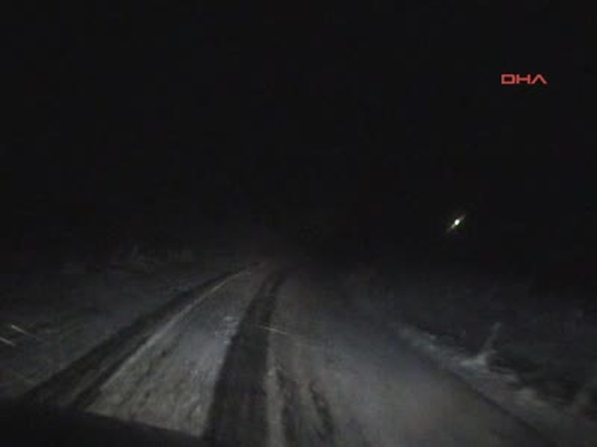 Siverek\'te 400 Köy ve Mezra Yolu Ulaşıma Kapandı