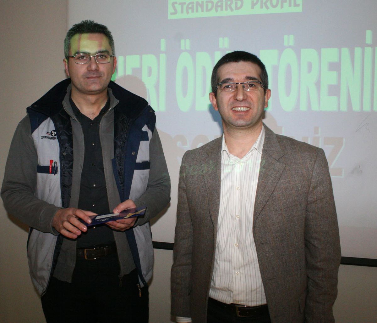 Standard Profil'den Çalışanlarına Öneri Ödülü