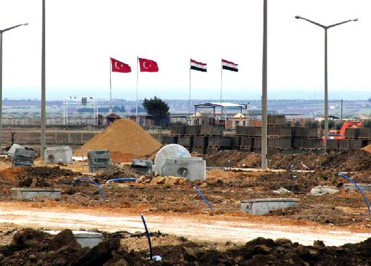 Suriyeliler İçin Konteyner Kent Kurulmaya Başlandı
