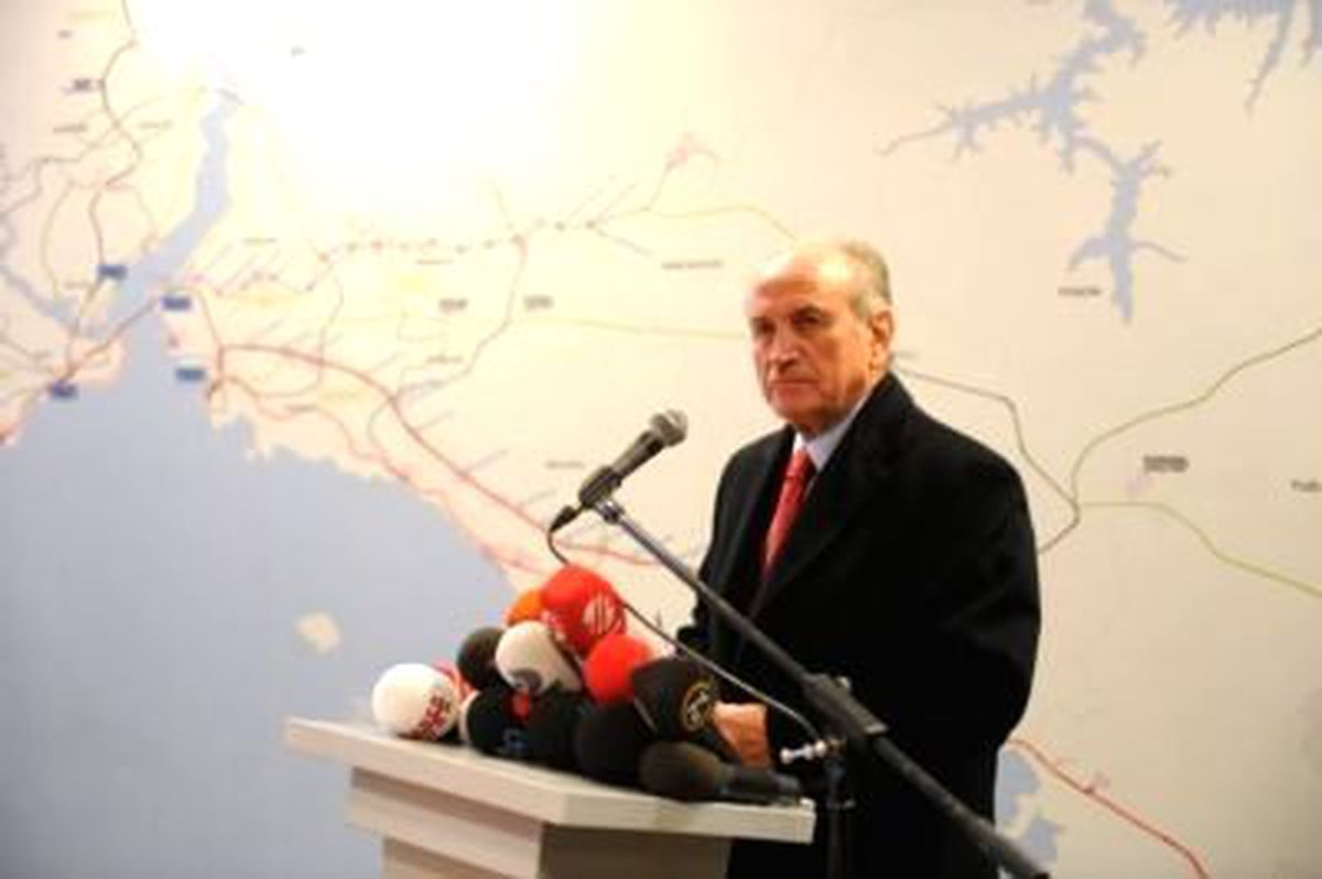 Topbaş: Levent\'ten Hisarüstü\'ne Uzatılan Metro Hattının Çalışmaları Devam Ediyor