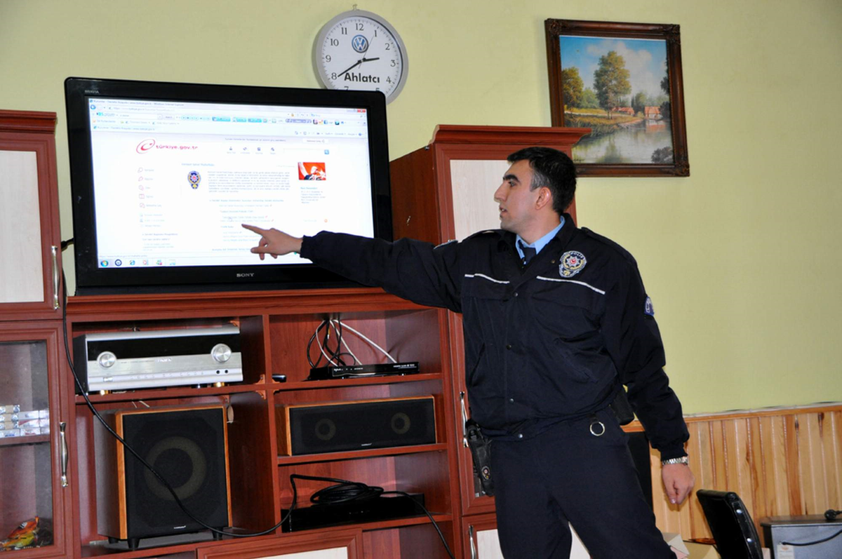 Toplum Destekli Polis Tanıtıldı