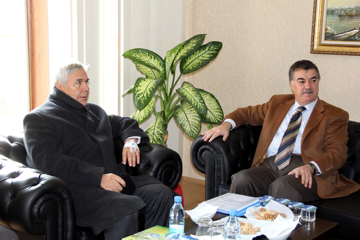 Vali Kerem Al, Buharkent'in Sorunlarını Dinledi