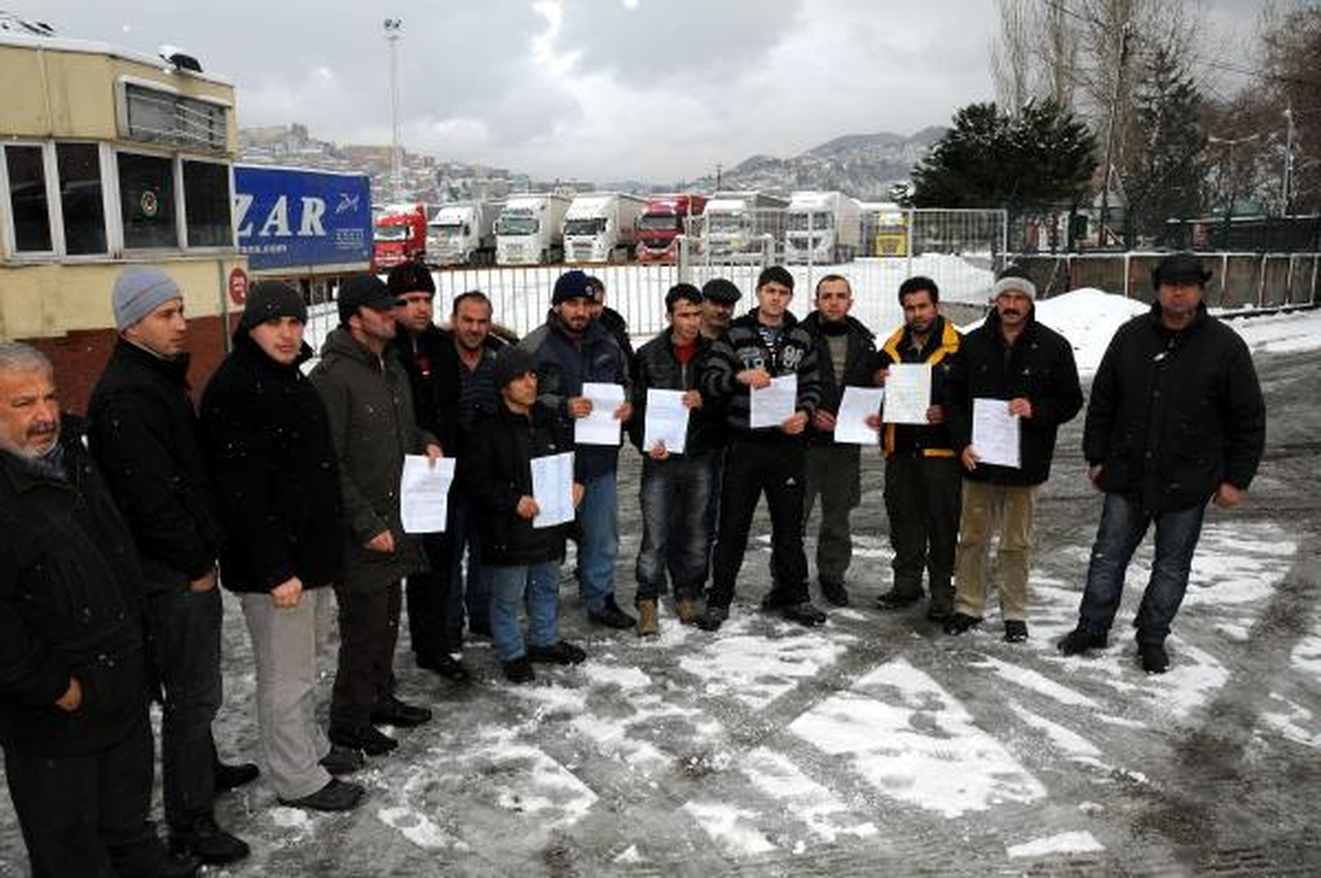 Yumurta Yüklü Ukrayna Tır'larına Kuş Gribi Yasağı