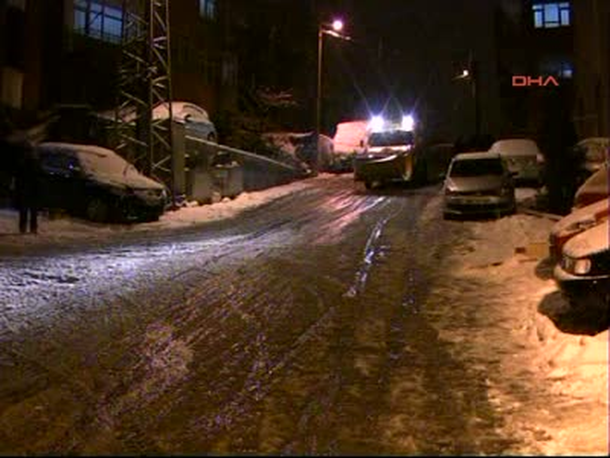 Z.ereğli\'de Kar Yaşamı Olumsuz Etkiledi