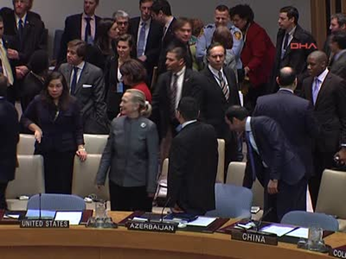 Clinton: Suriye Libya'ya Benzemez