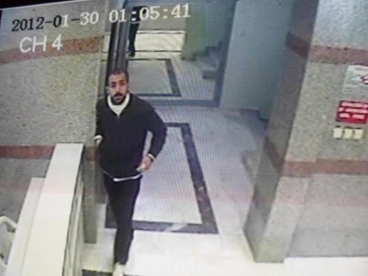 Ayakkabı Hırsızından Çift Taraflı Giyilen Montla Şaşırtma Taktiği