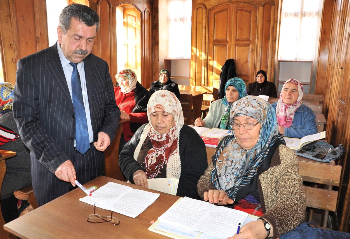 Bostancı Mektebi Kültür Evi İlgi Odağı Oldu