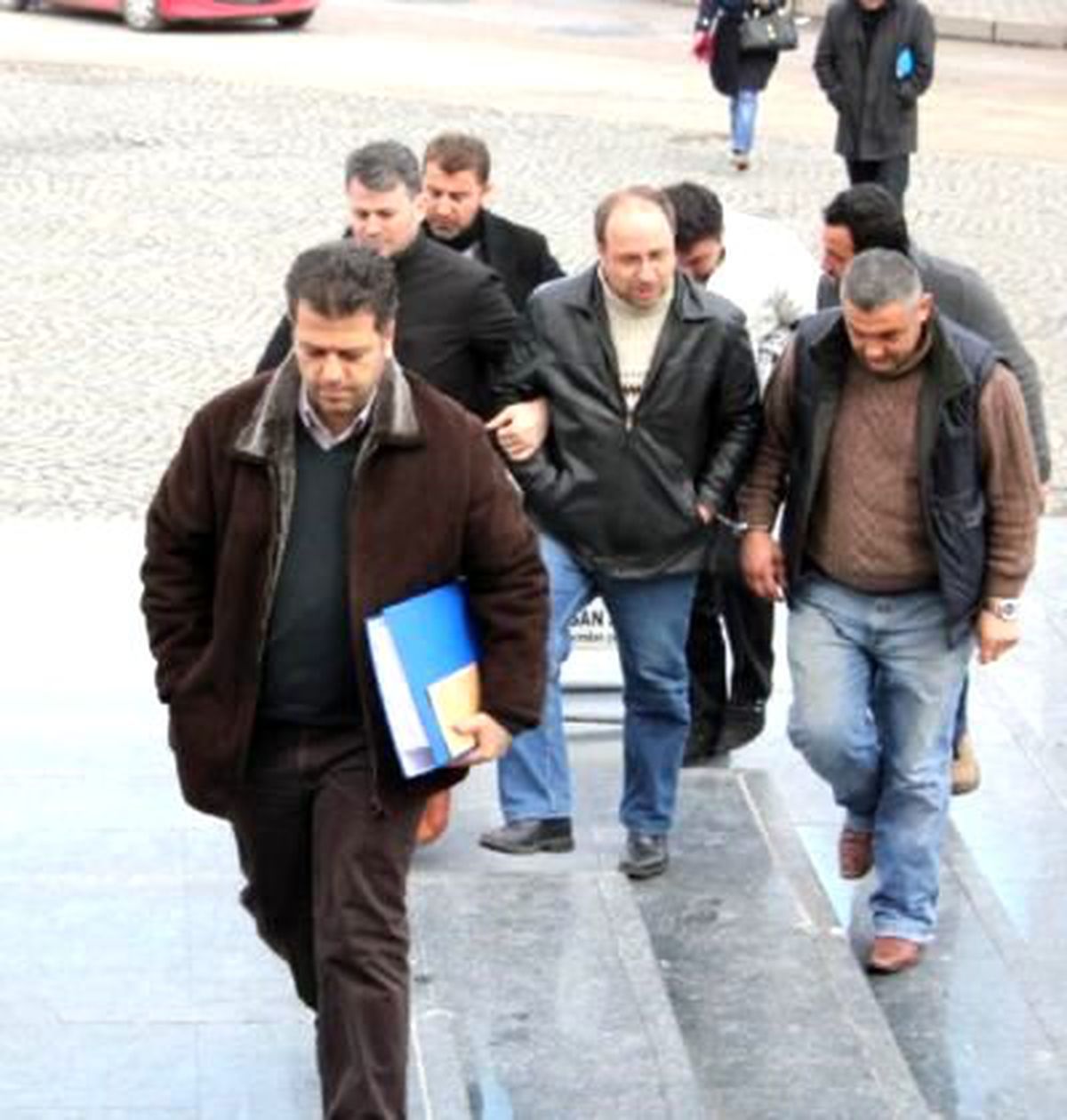 Bursa\'da Kredi Kartı Dolandırıcılığı: 5 Gözaltı