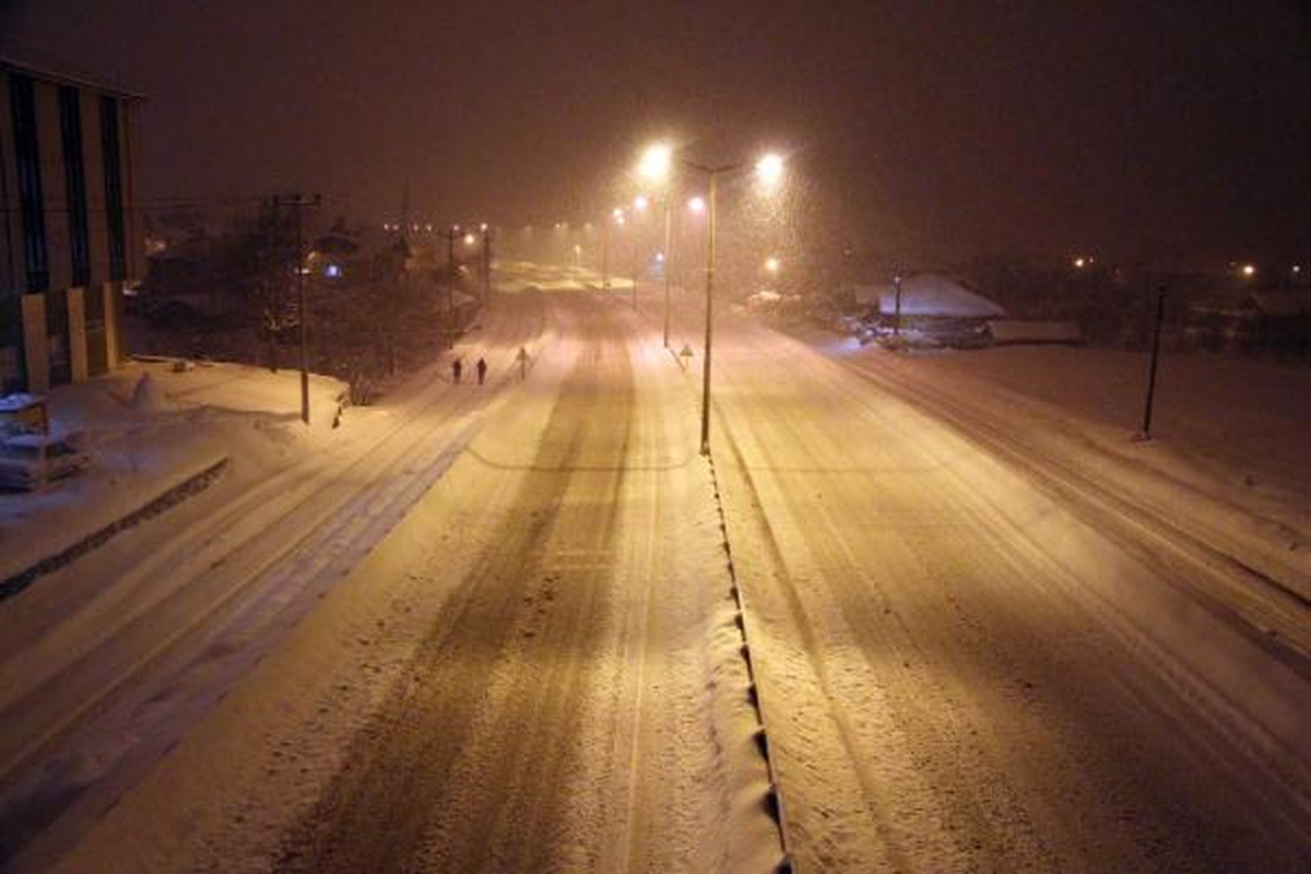 D-100'de Dün Gece Trafik Durdu