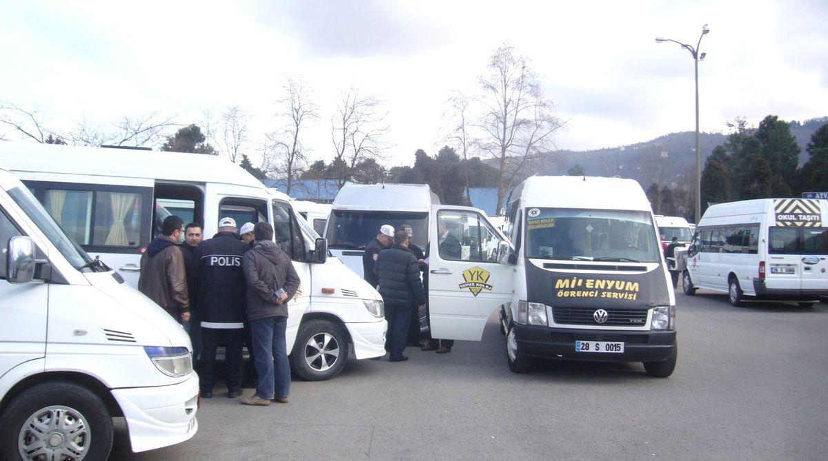 Giresun\'da Okul Servis Araçlarına Denetim