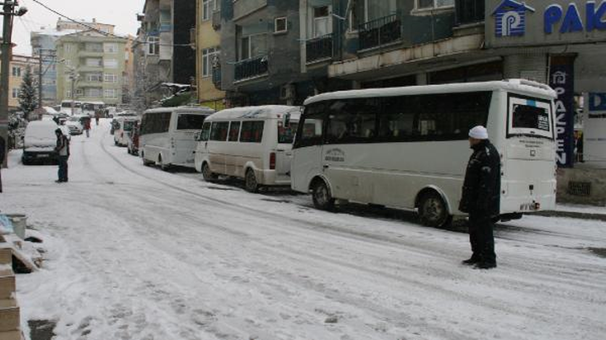 Gölcük ve Köyleri Kara Teslim Oldu