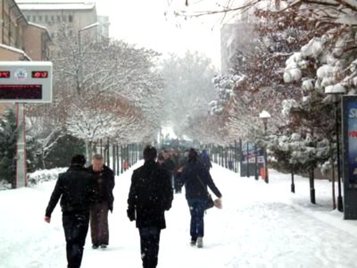 İstanbul\'da Kar Tatili Uzadı