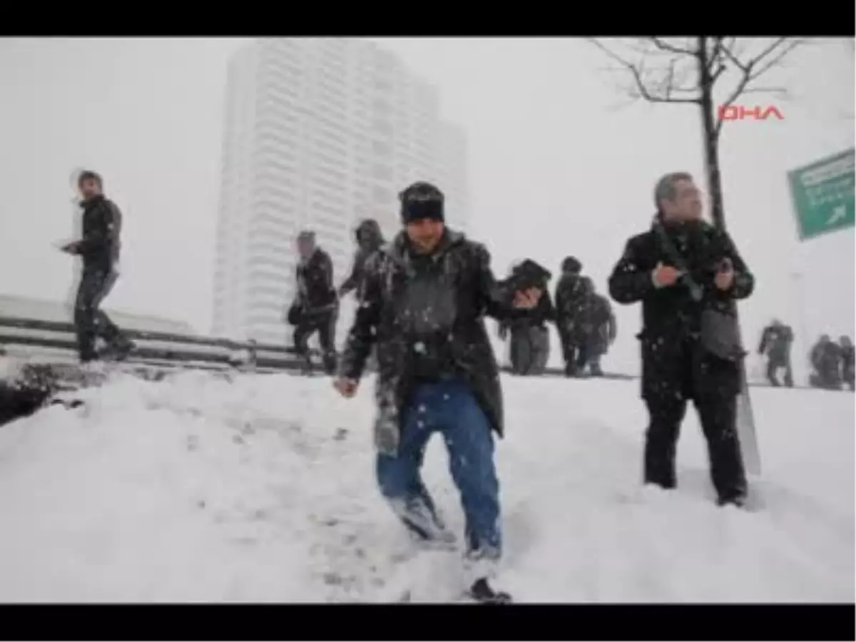 İstanbul Kara Teslim Oldu