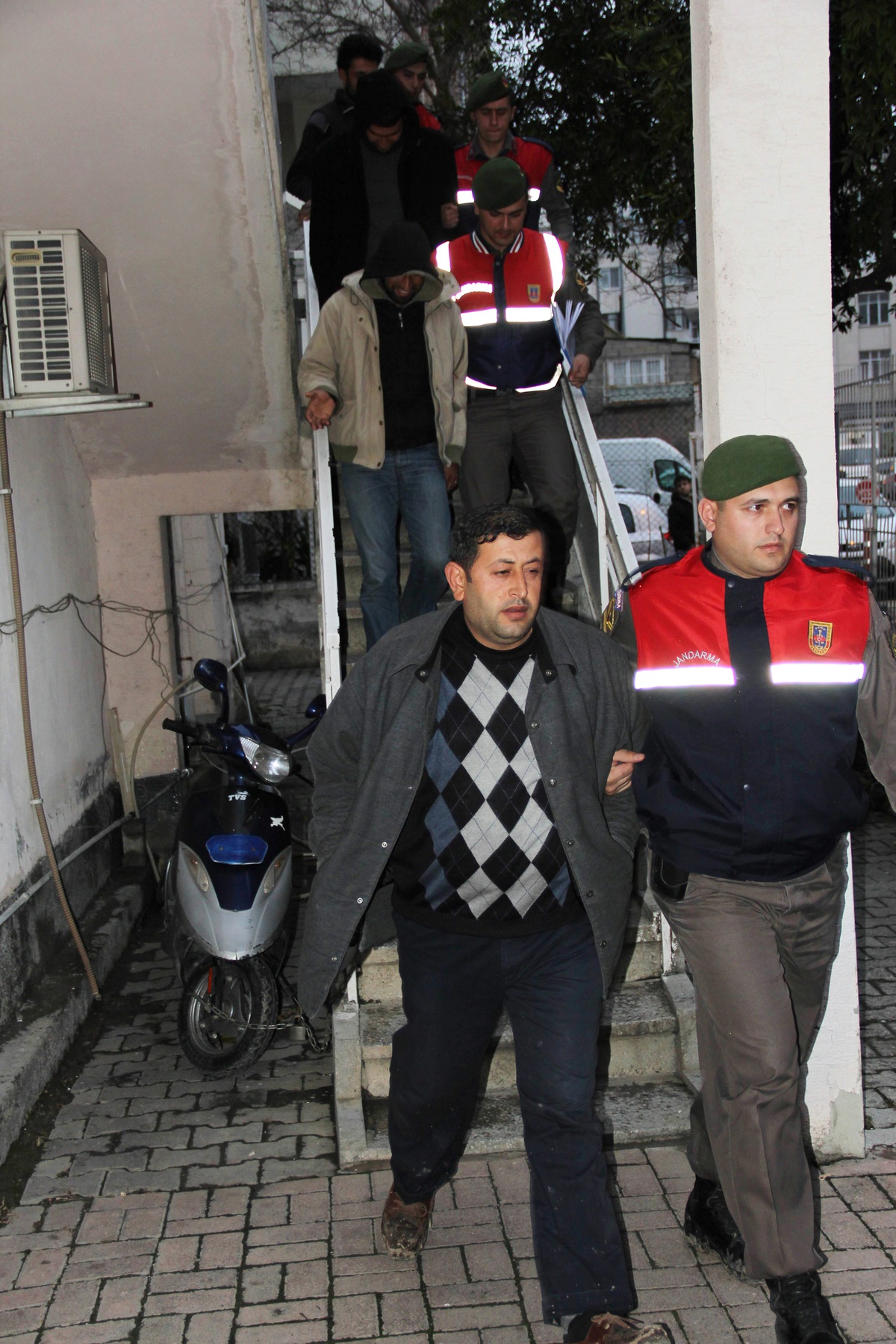 Jandarma Kaçak Keçiye Geçit Vermedi
