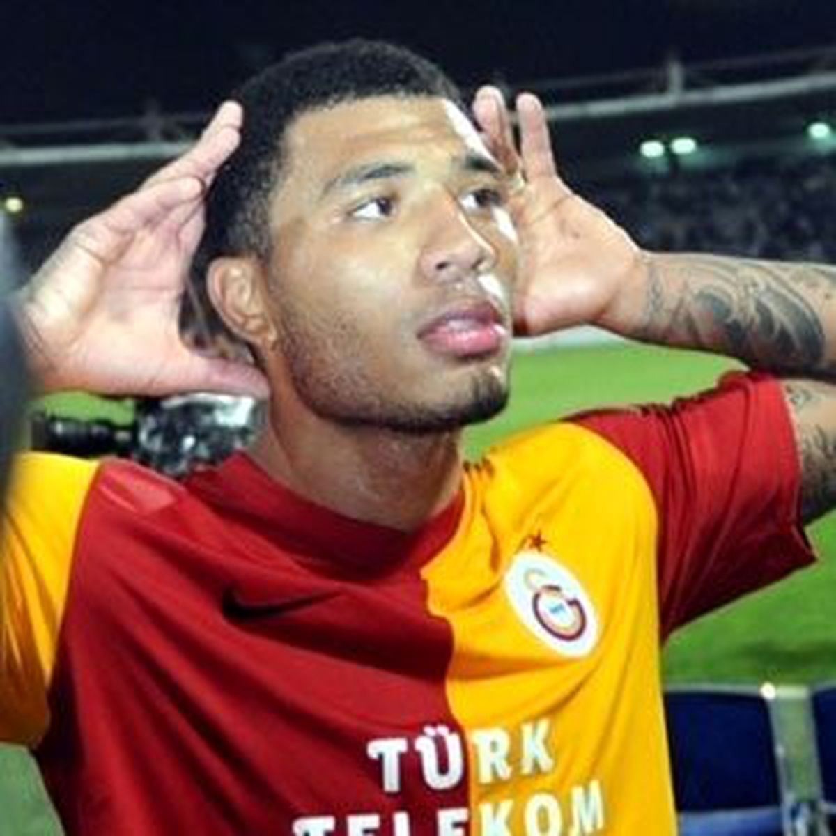 Kazım Kazım Resmen Olympiakos\'ta